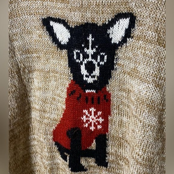 Ugly Sweater - Picture 2 of 4